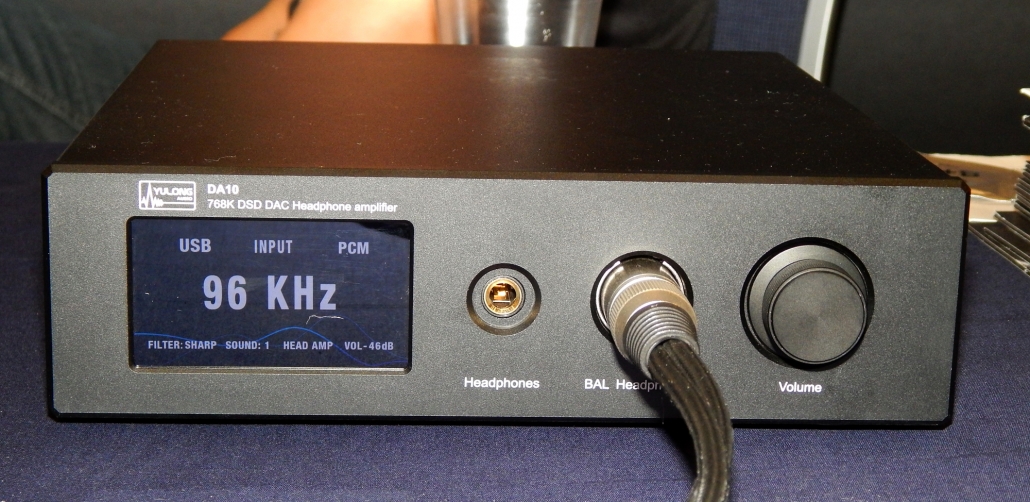 Yulong Audio DA10 768K DSD DAC Headphone Amplifier CanJam SoCal 2019