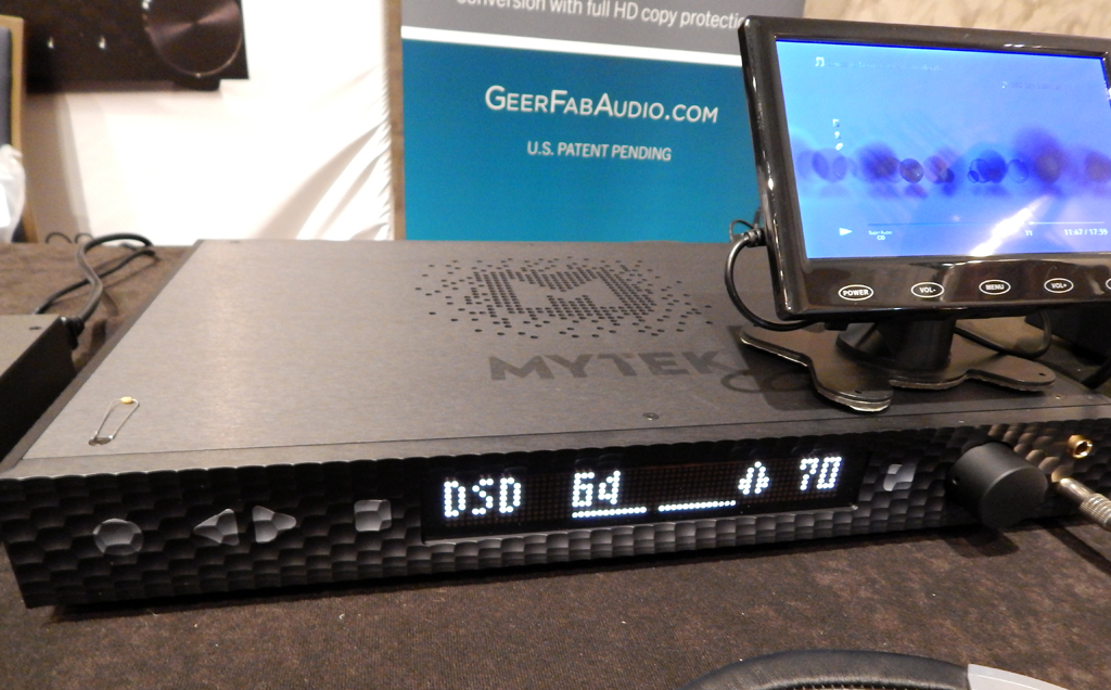 Mytek Manhattan DAC II playing DSD from an SACD via the GeerFab Audio D.BOB